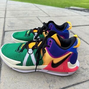 Men’s Nike Lebron Witness VII basketball shoes